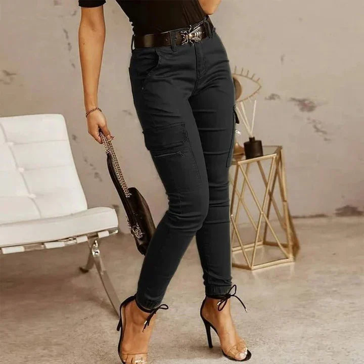 Nina – Slim Fit Cargohose für Damen